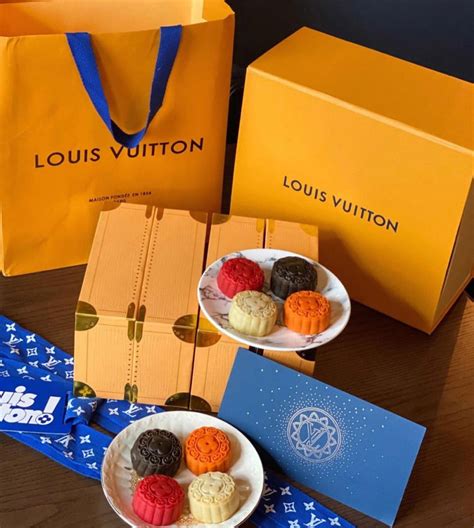 lv mooncake 2024